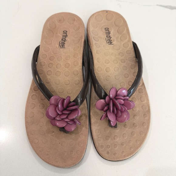 Orthaheel Flip Flops Sz US 8 EU 39 Vionic Fleur Brown Thong Sandals Pink Flower - Picture 1 of 11